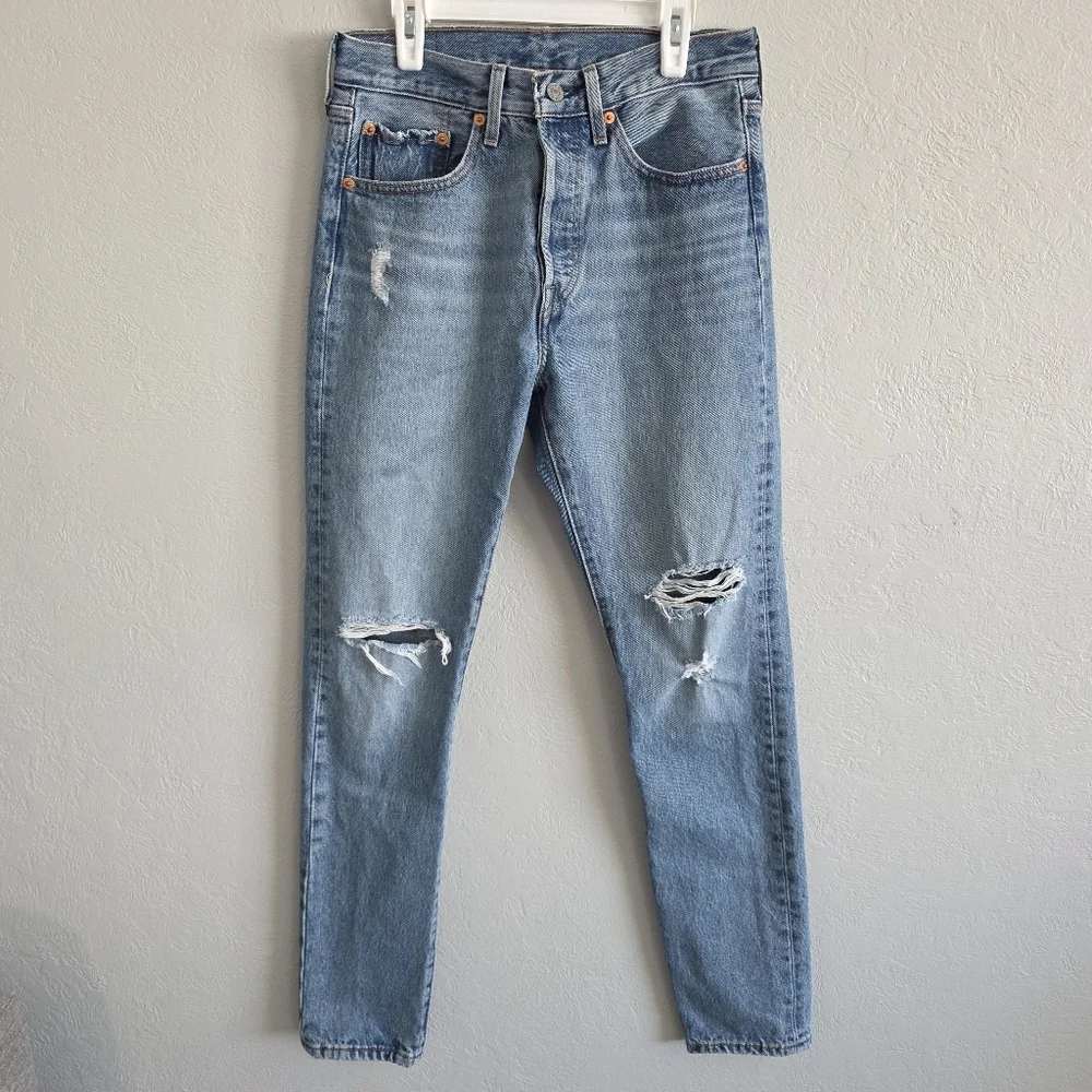 Levis Womens 501 Skinny Tapered Button Fly Distressed Blue Denim Jeans Sz 27x30 - Picture 1 of 11